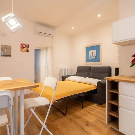Bilocale Ristrutturato A Nolo Apartment